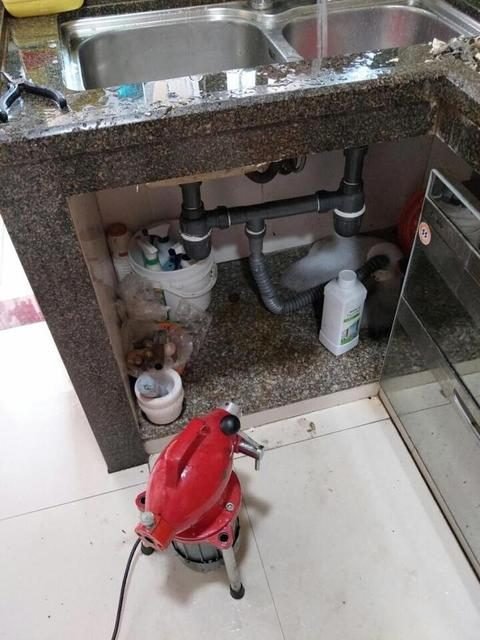疏通管道 清理化粪池 清洗抽油烟机