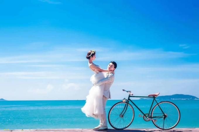 本地旅拍婚纱照，5套服装含精修38张，月底前可约