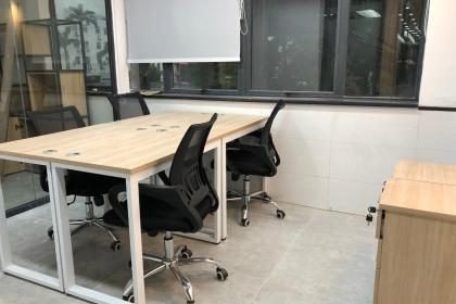 办公室直租，有红本可注册，费用全包